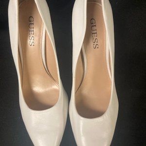 White Guess heels size 9 great condition